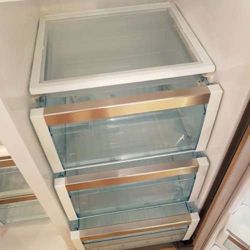 An awesome Bosch #Kan58A70 stainless steel side-by-side fridge/ freezer with water & ice dispenser