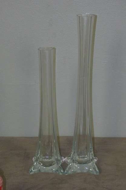 2x Gorgeous Tall Slender "Single Stem" Glass Vases with awesome thick bases - Bid/Vase