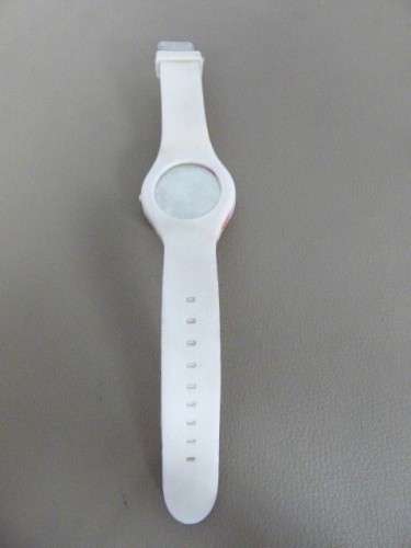 A DELIGHTFUL AND VERY PRETTY "HONEY" LADIES WATCH. IN WORKING CONDITION!! RS17