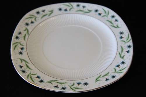 An amazing vintage "Colclough" bone china pastry/ cake platter in wonderful condition