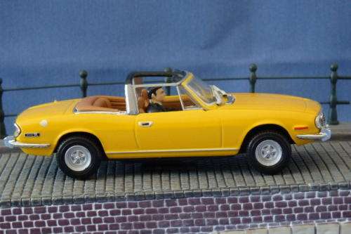 An awesome James Bond 007 "Triumph Stag'' die cast model car from the movie "Diamonds are forever''