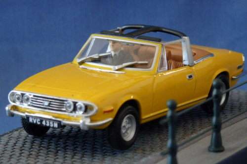 An awesome James Bond 007 "Triumph Stag'' die cast model car from the movie "Diamonds are forever''