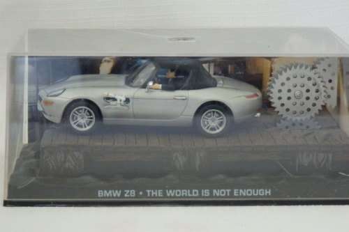 An awesome James Bond 007 "BMW Z8'' die cast model car from the movie "The world is not enough''