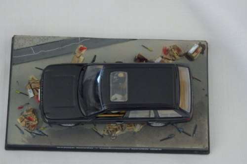 An awesome James Bond 007 "Range Rover'' die cast model car from the movie "Tomorrow never dies''