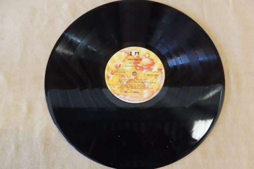 An awesome Don McLean "American Pie" (1971) vinyl LP in magnificent condition