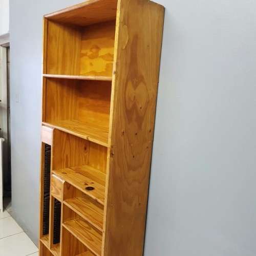 An awesome tall compact book case/ CD & DVD/ display stand with CD slots in great condition