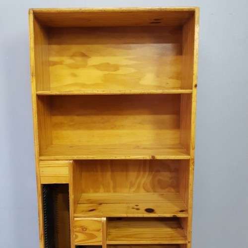 An awesome tall compact book case/ CD & DVD/ display stand with CD slots in great condition