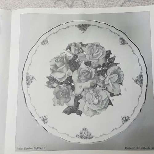 An extremely rare "Royal Albert" "Elizabeth of Glamis" limited edition plate with certificate