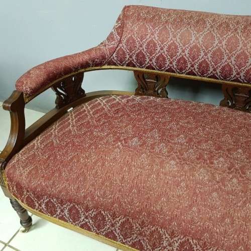 Magnificent antique Victorian carved Mahogany Sofa on its original castors with period fabric RS17