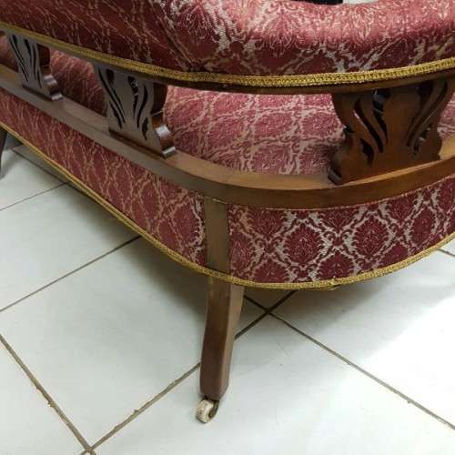 Magnificent antique Victorian carved Mahogany Sofa on its original castors with period fabric RS17