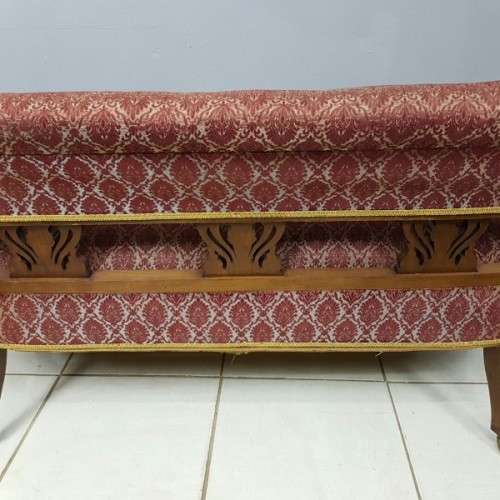 Magnificent antique Victorian carved Mahogany Sofa on its original castors with period fabric RS17