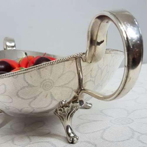 A stunning large vintage Rhodesian silver plated "double-handle" footed serving bowl w/ beaded edge