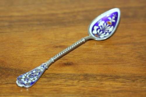 A spectacularly rare hallmarked antique Art Nouveau "Marius Hammer" of Norway Cloisonne teaspoon