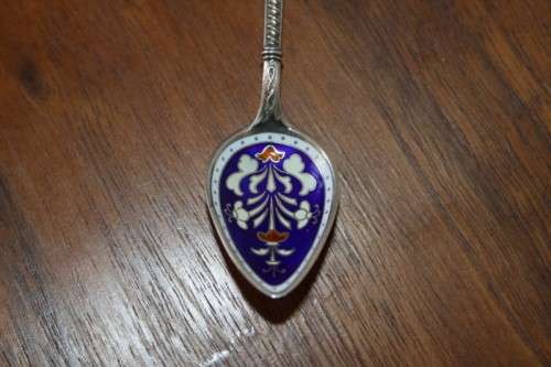 A spectacularly rare hallmarked antique Art Nouveau "Marius Hammer" of Norway Cloisonne teaspoon