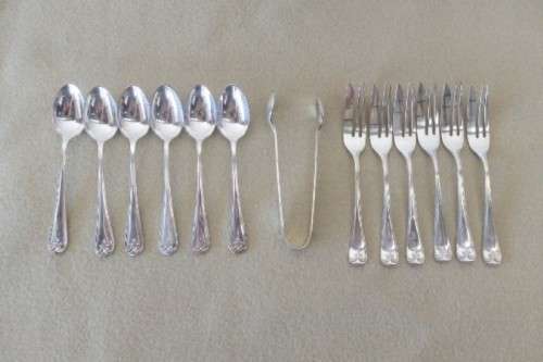 An incredible boxed EPNS silver plated teaspoon & cake fork set w/ sugar tongs in stunning condition