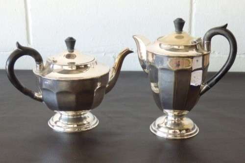 A wonderful vintage Art Deco EPNS tea and coffee service set with a sugar bowl and creamer