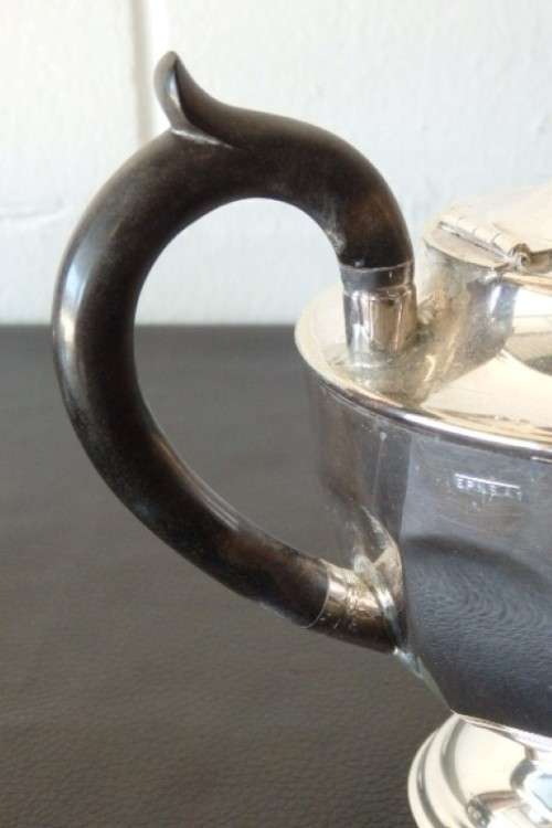 A wonderful vintage Art Deco EPNS tea and coffee service set with a sugar bowl and creamer