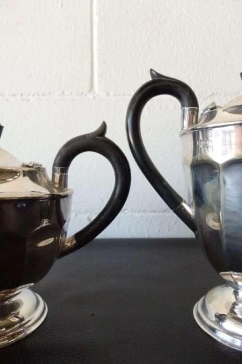 A wonderful vintage Art Deco EPNS tea and coffee service set with a sugar bowl and creamer