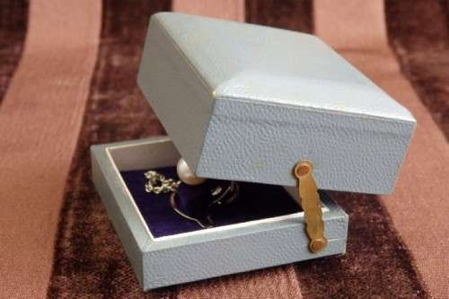 A stunning vintage genuine "Akoya" cultured white pearl gentleman's tie tack in its original box