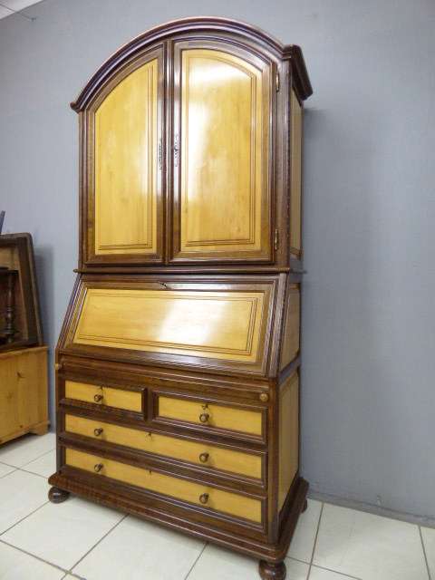 An exquisite large solid yellow wood & Imbuia Abbatant (Secretaire) cabinet, stylish & classy!!!