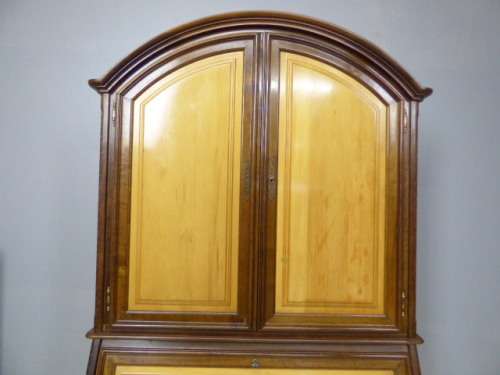 An exquisite large solid yellow wood & Imbuia Abbatant (Secretaire) cabinet, stylish & classy!!!