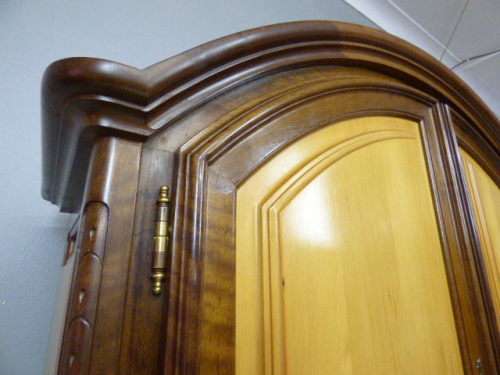 An exquisite large solid yellow wood & Imbuia Abbatant (Secretaire) cabinet, stylish & classy!!!