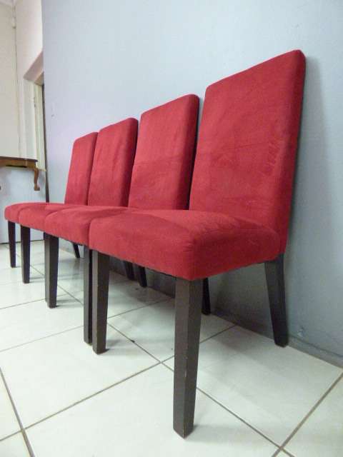 4x stunning upholstered, modern high back dining room chairs in great condition. bid/chair     RS17