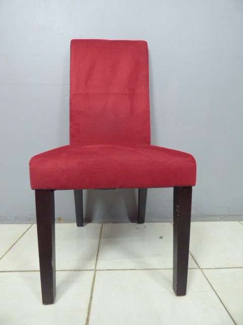 4x stunning upholstered, modern high back dining room chairs in great condition. bid/chair     RS17