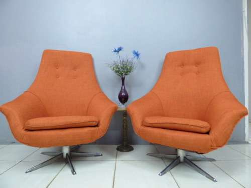 Two fabulous newly upholstered funky vintage retro "egg" chairs in excellent condition - a rare find