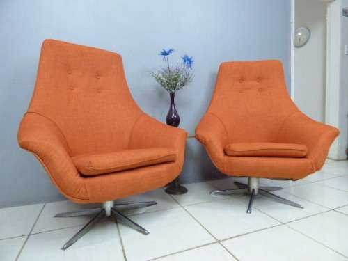 Two fabulous newly upholstered funky vintage retro "egg" chairs in excellent condition - a rare find