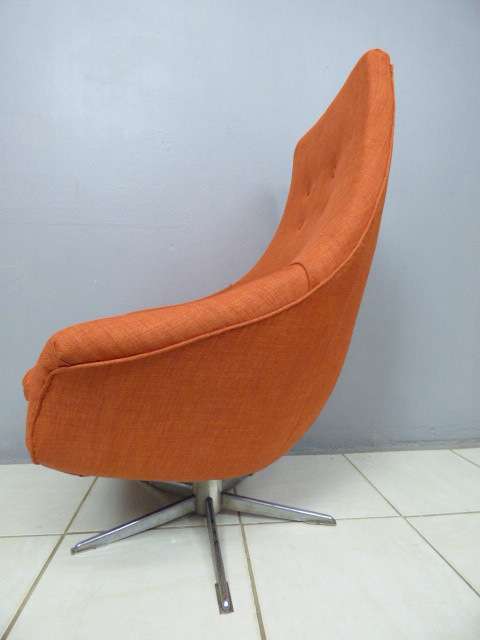 Two fabulous newly upholstered funky vintage retro "egg" chairs in excellent condition - a rare find
