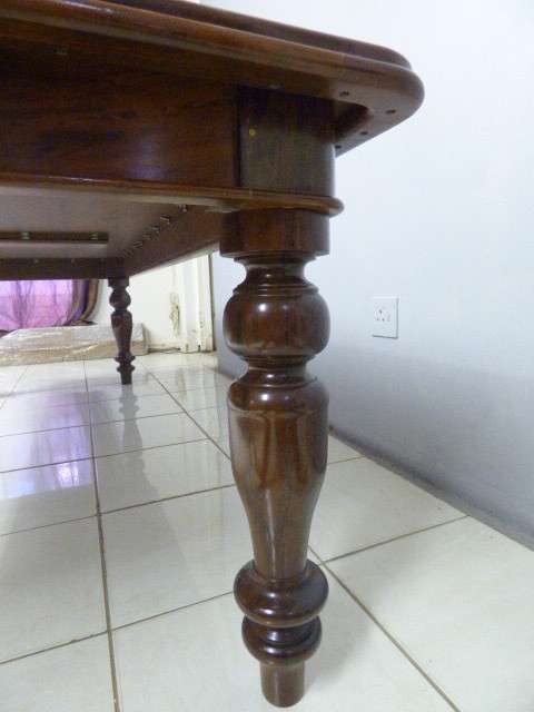 BARGAIN! Absolutely spectacular 8-seater King wood diningroom suite w/ luxurious upholstered chairs!