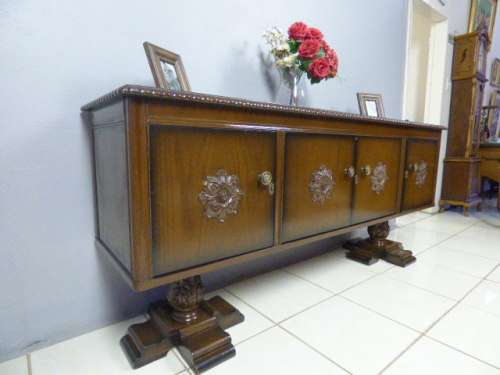 Stunning vintage Oak 4 door buffet server with two cutlery drawers & large cupboards! RS17Sale
