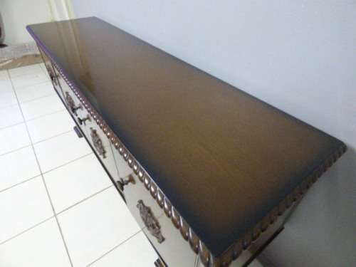 Stunning vintage Oak 4 door buffet server with two cutlery drawers & large cupboards! RS17Sale