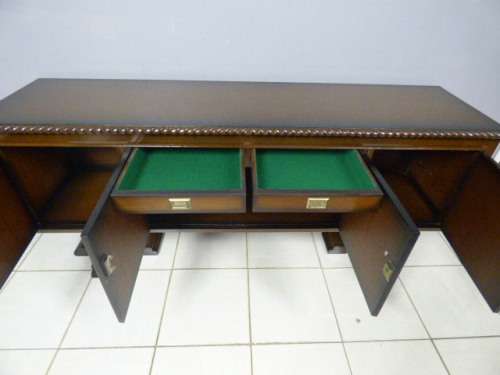 Stunning vintage Oak 4 door buffet server with two cutlery drawers & large cupboards! RS17Sale