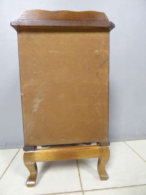 A beautiful, stylish vintage Imbuia pedestal w a large shelved cupboard. Lovely in all rooms!!