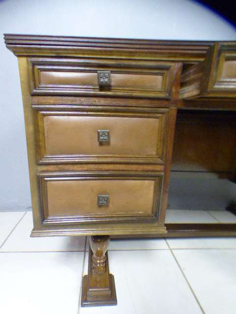 A stunning vintage 7-drawer solid teak w leather inlays office/ executives desk in awesome condition