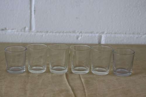 An awesome collection of 15x assorted breakfast juice glasses - bid/glass