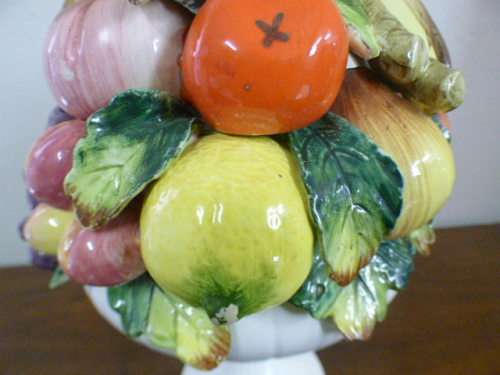 A wonderful, colourful stamped Capodimonte ceramic fruit bowl/ table display in great condition!