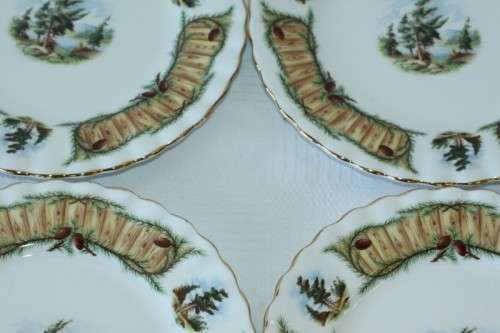 Four incredibly rare vintage Royal Albert "Knotty Pine" pattern cake plates - RS17Sale