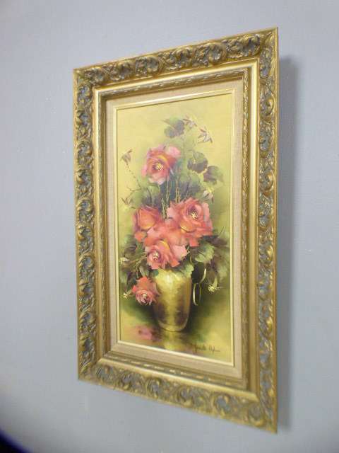 A fabulous framed original signed "Jeanette Dykman" still life oil painting of pink roses!! Gorgeous