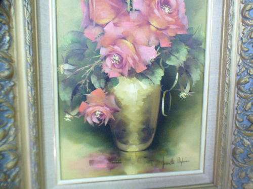 A fabulous framed original signed "Jeanette Dykman" still life oil painting of pink roses!! Gorgeous