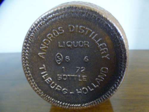 A fantastic made in Holland Andros Distillery liquor bottle w screw top in great condition!!! | RS17