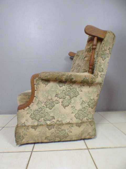 A gorgeous vintage upholstered arm chair, fantastic in a sun room, patio, porch! Rs17Sale