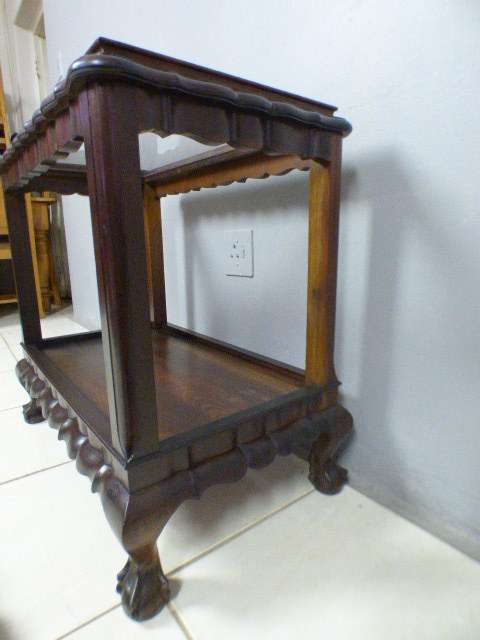 Magnificent vintage ball & claw glass top butlers tray/display table in amazing condition!!!