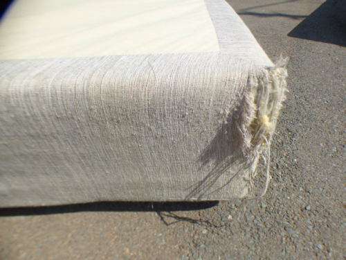 An awesome queen size "Serta pedic" bed - mattress and base set in good condition