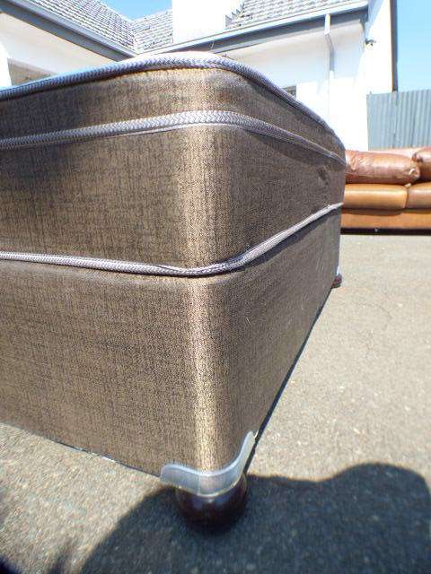 An awesome "King koil" double bed - mattress and base set in very good condition