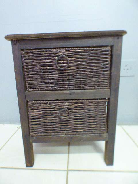 2 lovely two basket drawer bedside pedestals in good condition, perfect to paint. Bid/Pedestal