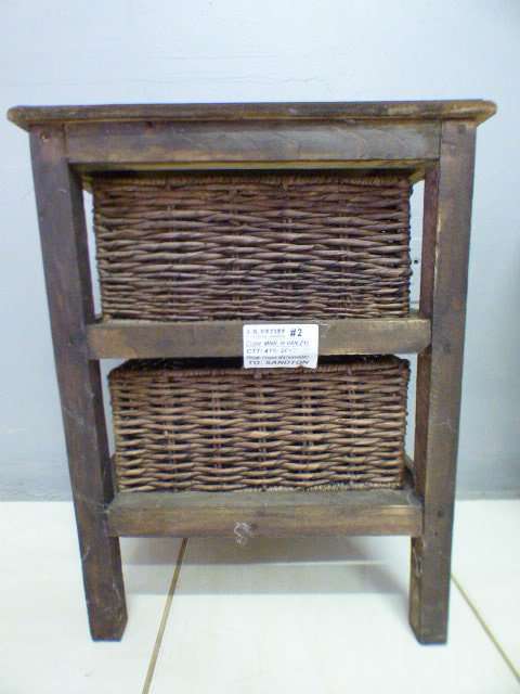2 lovely two basket drawer bedside pedestals in good condition, perfect to paint. Bid/Pedestal