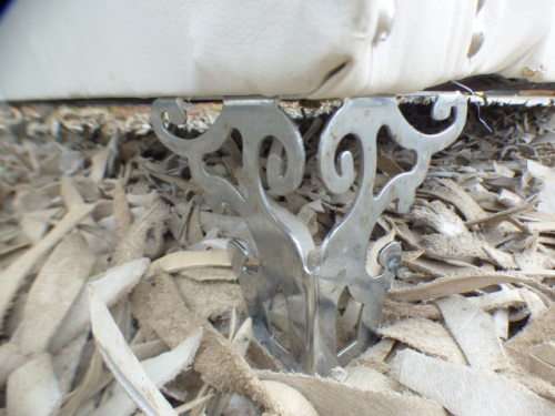 A gorgeous, quality PU leather Chesterfield style sofa w crystal like studs. MAGNIFICENT!!!